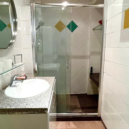 Spacious & Quiet Flat, Close To Paris Expo *