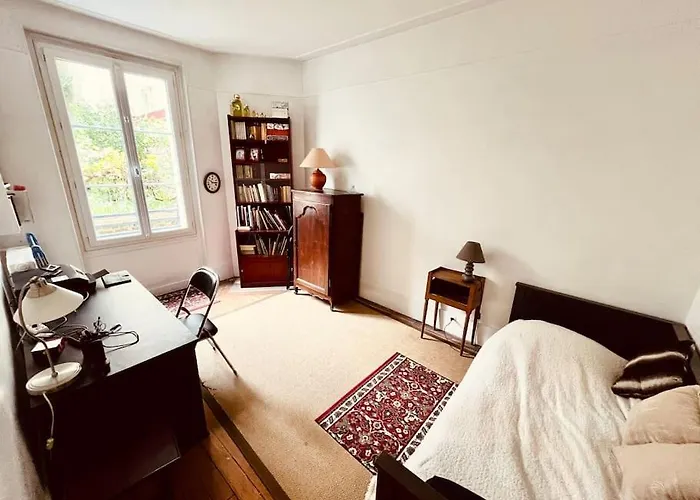Διαμέρισμα Spacious & Quiet Flat, Close To Paris Expo